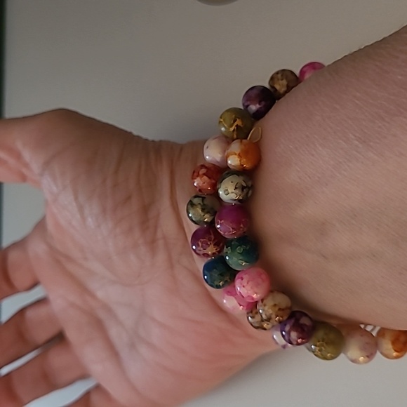 NWOT Butterfly Charm Memory Wire Bracelet 1021 - Picture 5 of 5